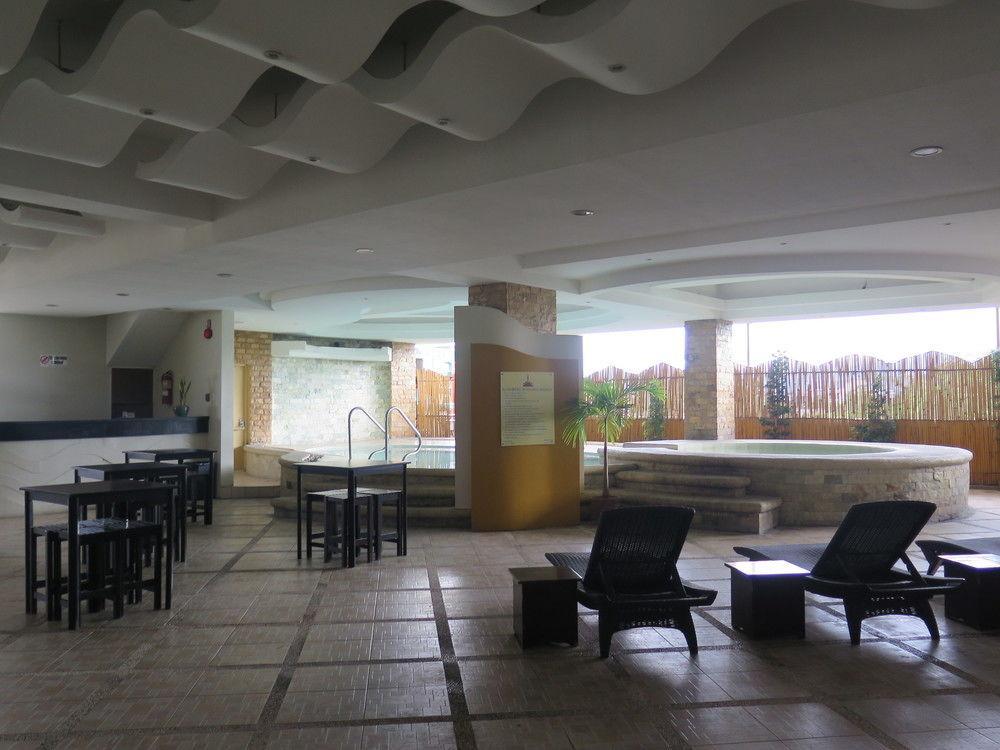بيناكل هوتيل آند سويتس Davao City المظهر الخارجي الصورة
